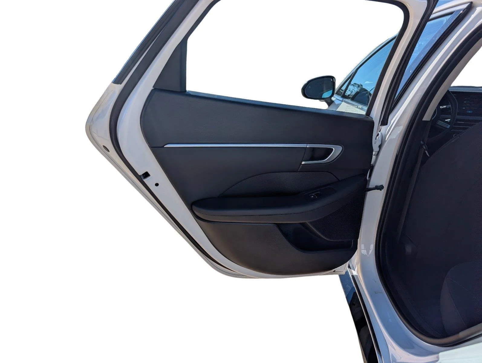 Used 2025 Serenity White Hyundai SEL image 18