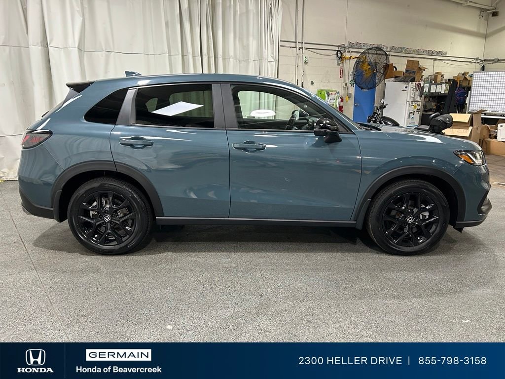 2025 Honda HR-V Sport - Photo 9
