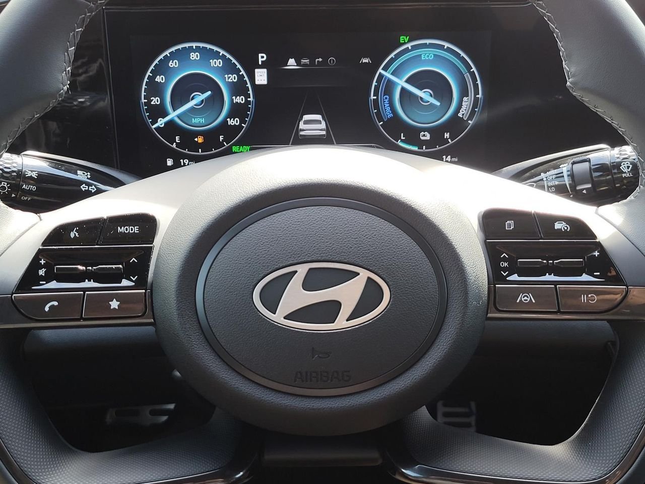 New 2026 Serenity White Hyundai SEL Sport image 21