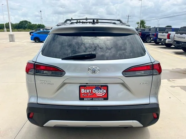 Used 2025 Silver Toyota XLE image 3