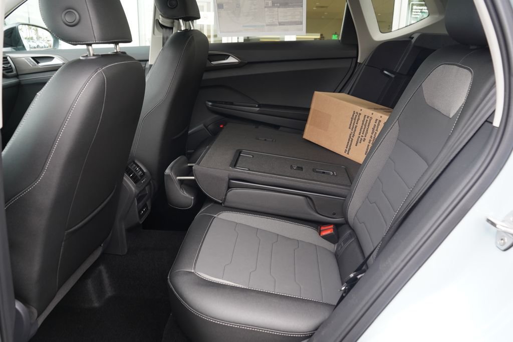 New 2026 Monument Gray W/Deep Black Roof Volkswagen 1.5T SE Black image 7
