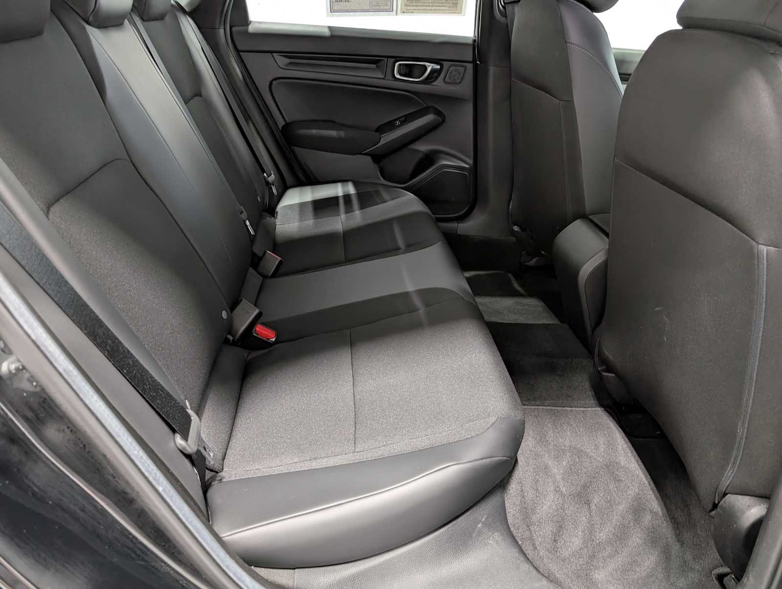 2024 Honda Civic Hatchback Sport - Photo 37