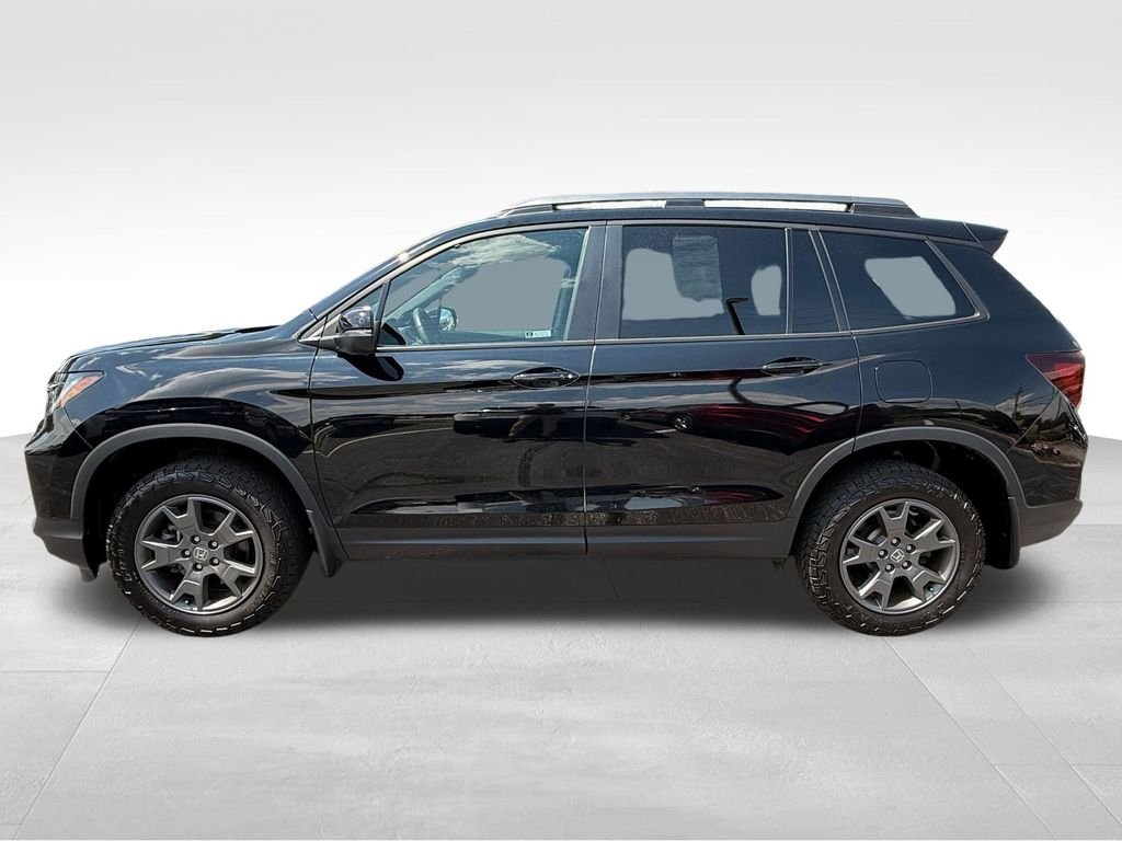 Used 2024 Crystal Black Pearl Honda TrailSport image 10