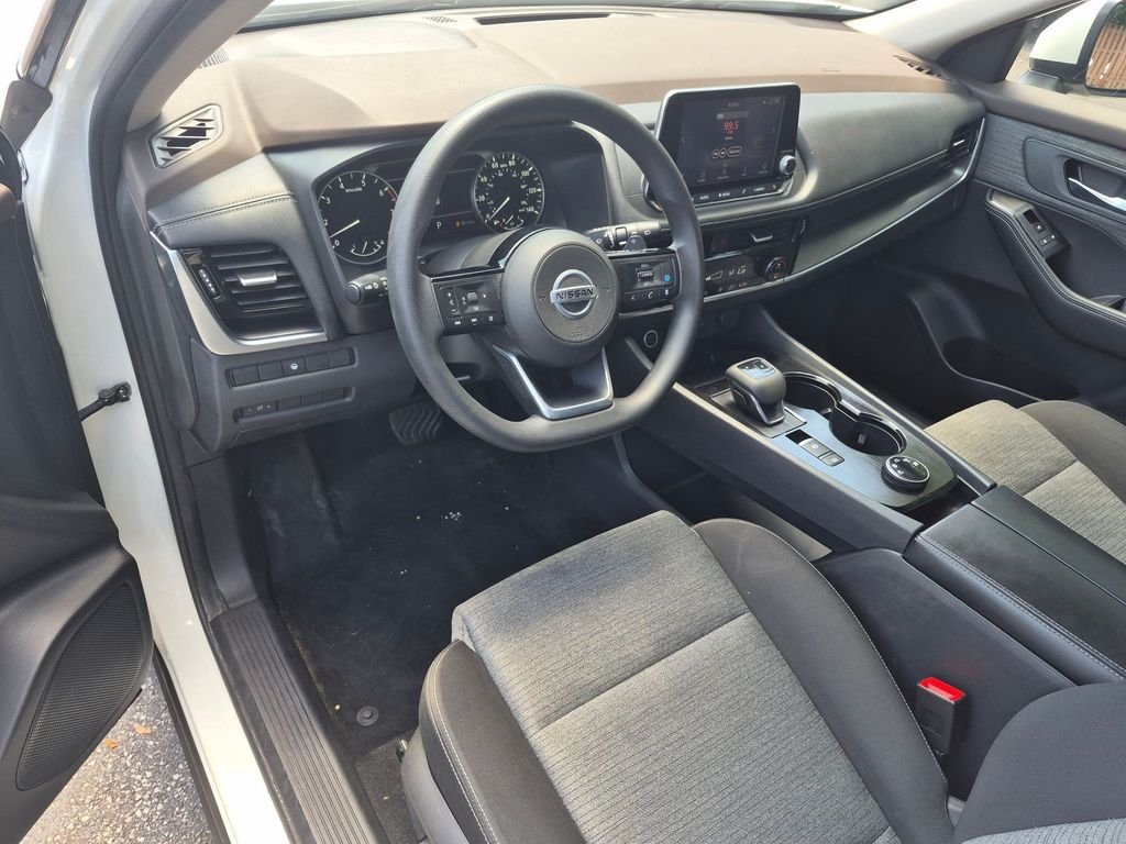 Certified Used 2021 Pearl White Nissan SV image 14