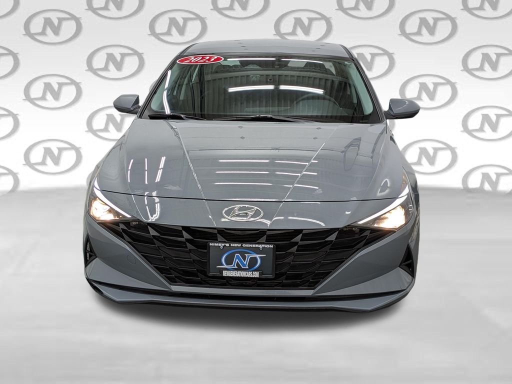 Used 2023 Gray Hyundai SEL image 14