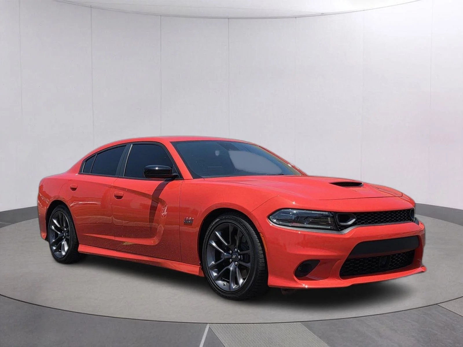 Used 2023 Go Mango Dodge Scat Pack image 3