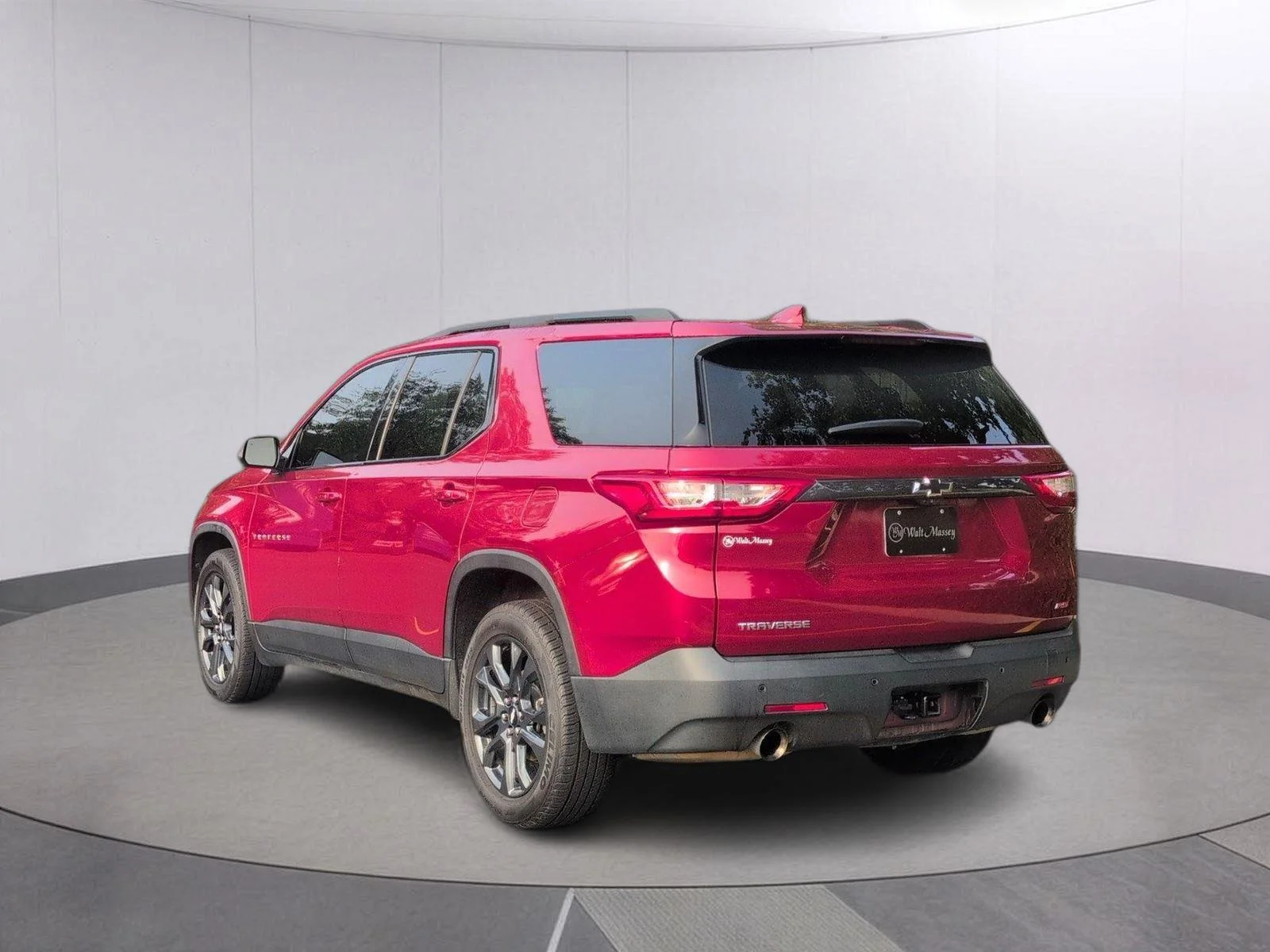 Used 2019 CAJUN RED TINTCOAT Chevrolet RS image 3