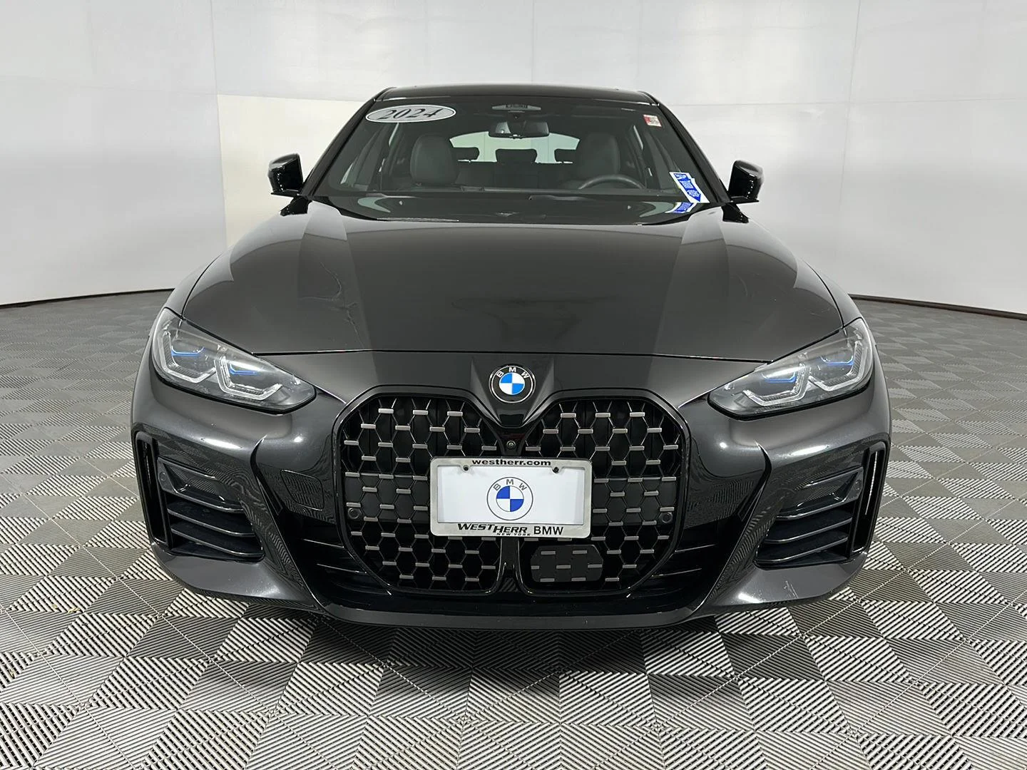 Used 2024 Black Sapphire Metallic BMW M440i xDrive image 2