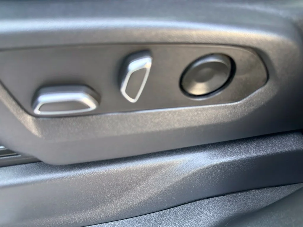 Used 2022 Onyx Black GMC Denali image 18