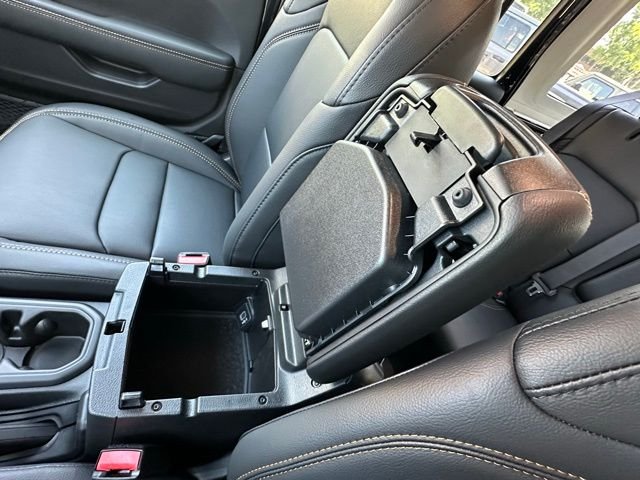 2025 Jeep Wrangler 4-Door Sahara - Photo 26