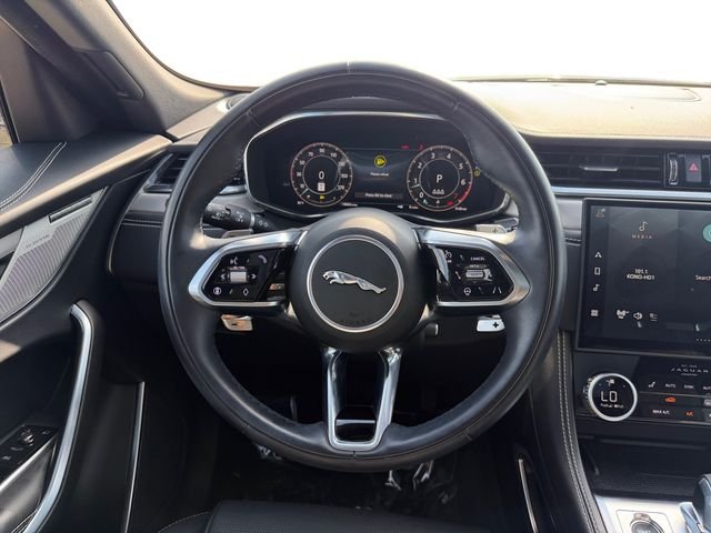 Used 2025 White Jaguar P250 R-Dynamic S image 13