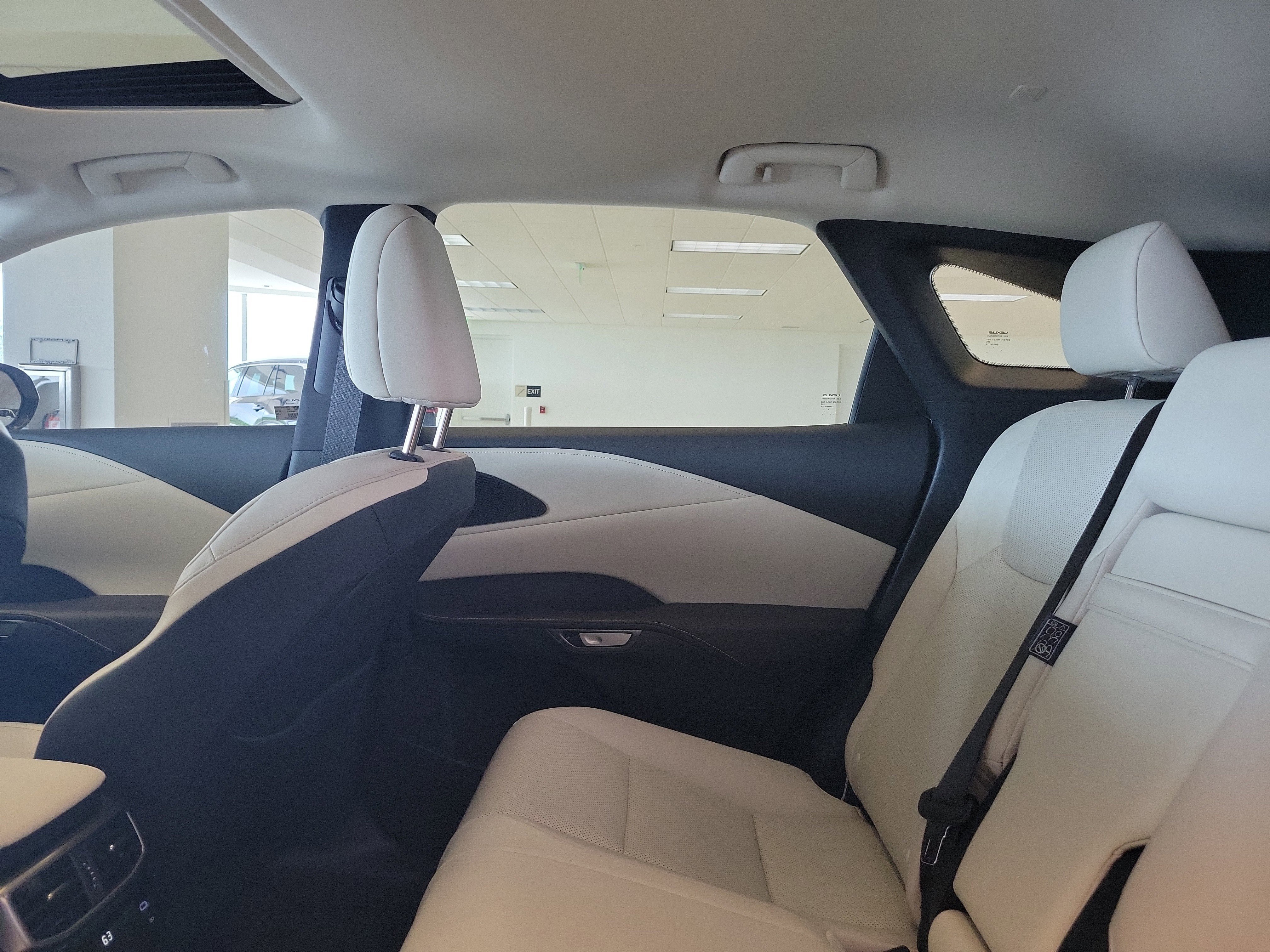 Certified Used 2024 Eminent White Pearl Lexus 350 Premium image 18