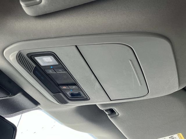 Used 2024 White Ford XLT image 32