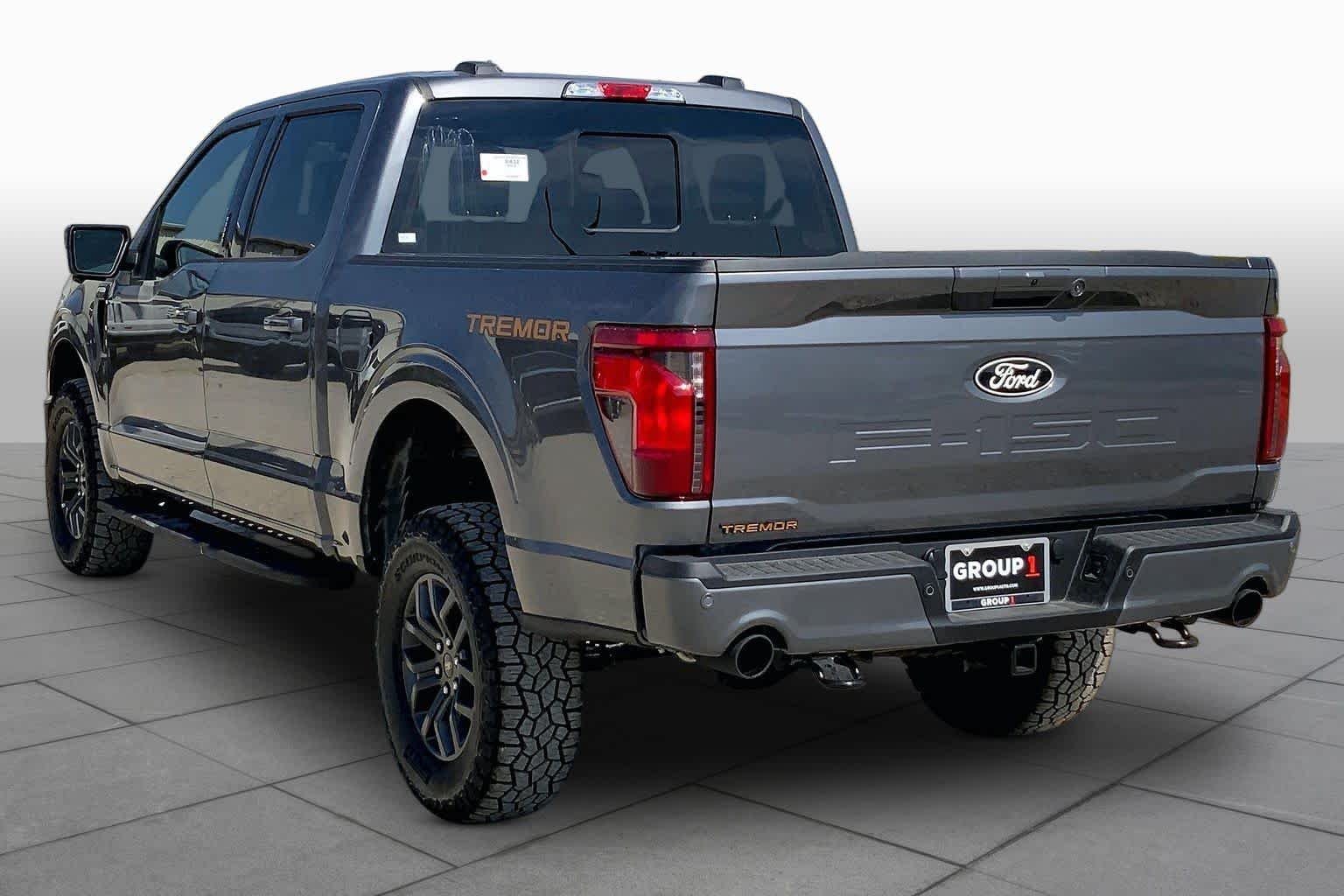 New 2026 Carbonized Gray Metallic Ford Tremor® image 10