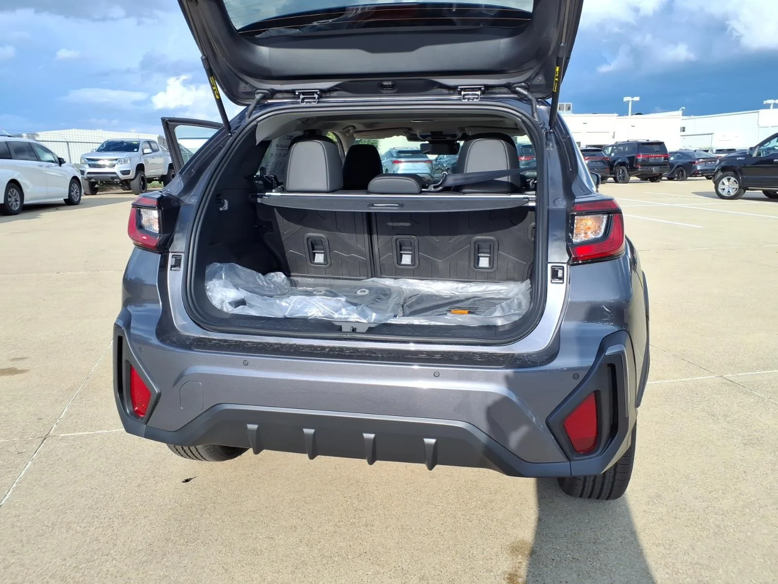 New 2026 MAGNETITE GRAY PEARL Subaru Limited image 18