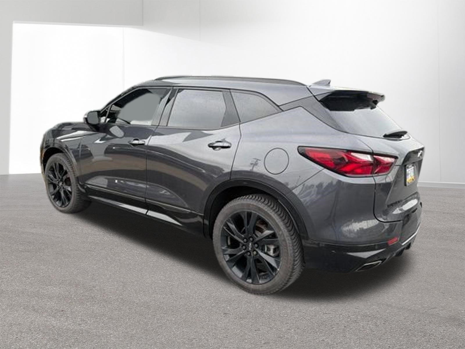 Used 2021 Iron Gray Metallic Chevrolet RS image 4