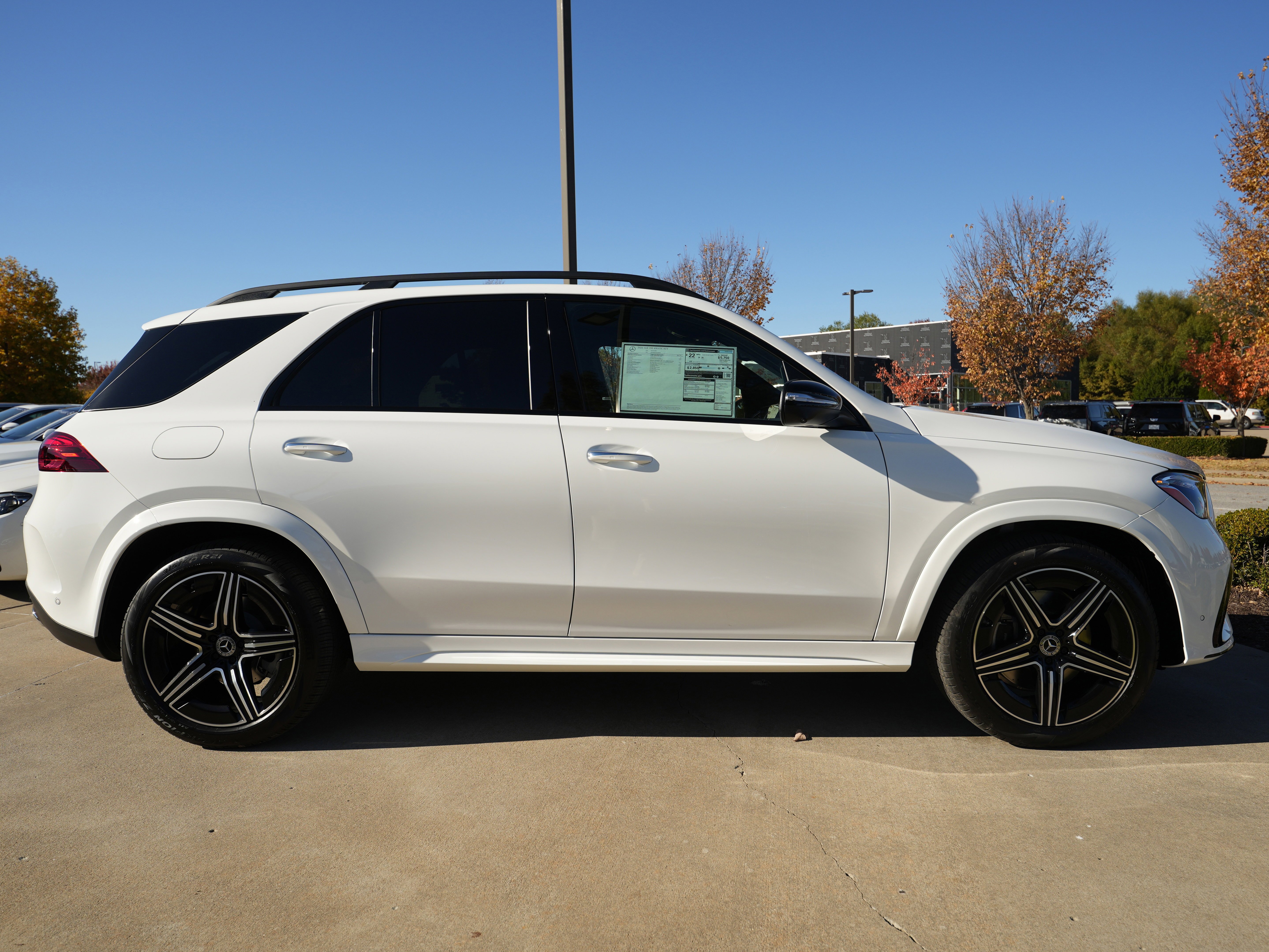 New 2026 POLAR WHITE Mercedes-Benz GLE 350 image 9