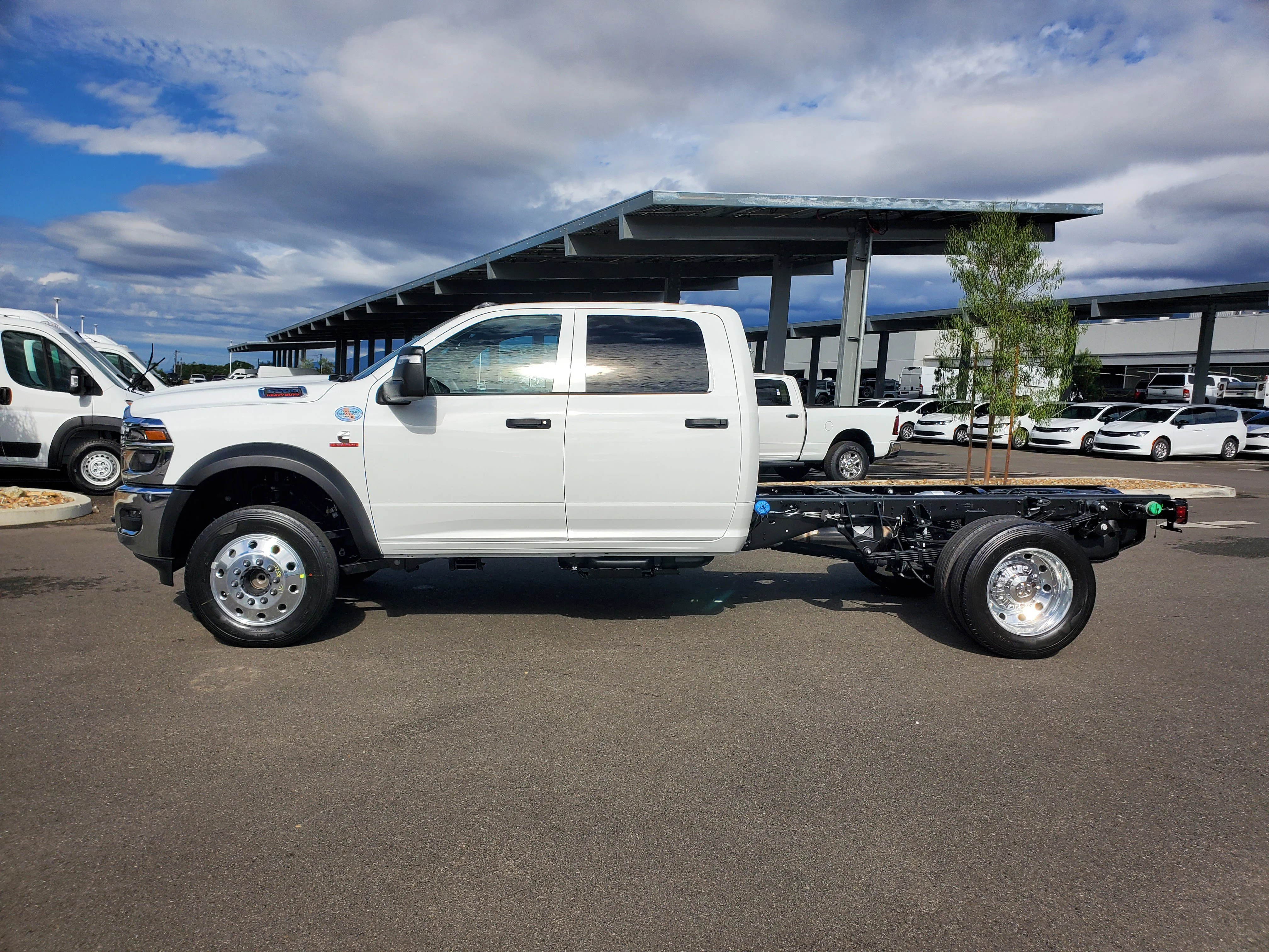 New 2026 Bright White Clearcoat RAM Tradesman image 2