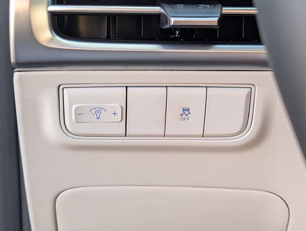 New 2026 Gray Hyundai SE FWD image 31