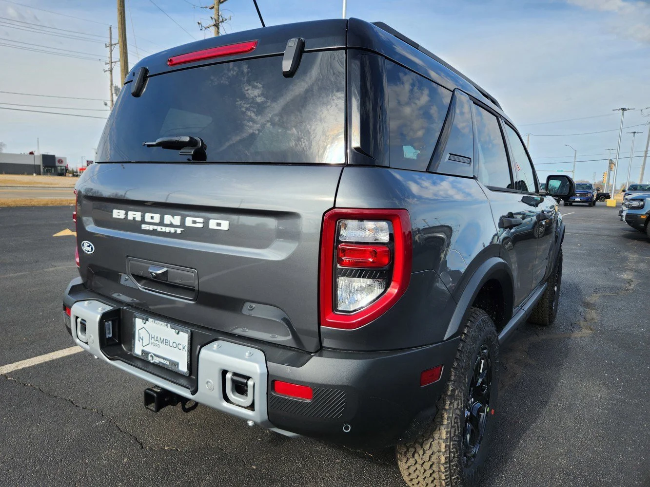 New 2026 Carbonized Gray Metallic Ford Outer Banks image 28