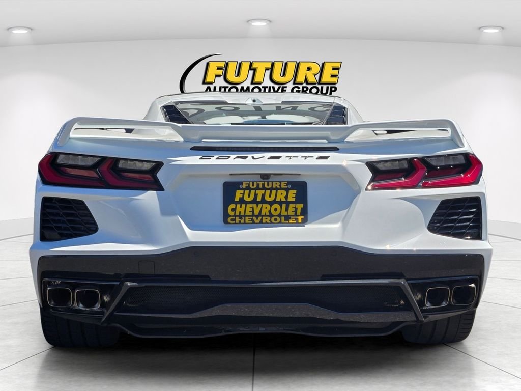 Used 2024 White Chevrolet Stingray image 5
