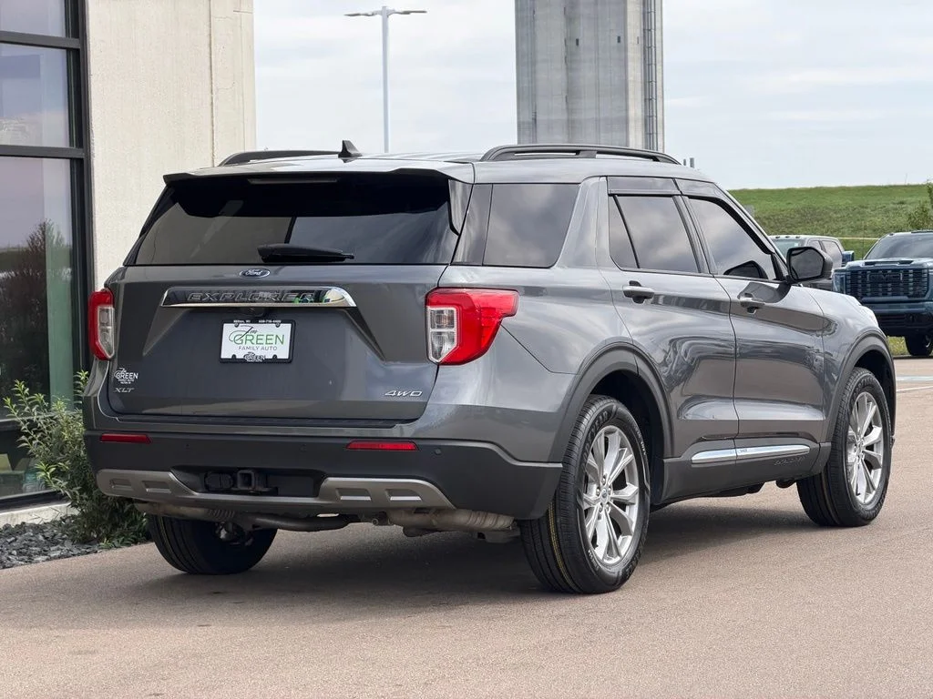 Used 2023 Gray Ford XLT image 5