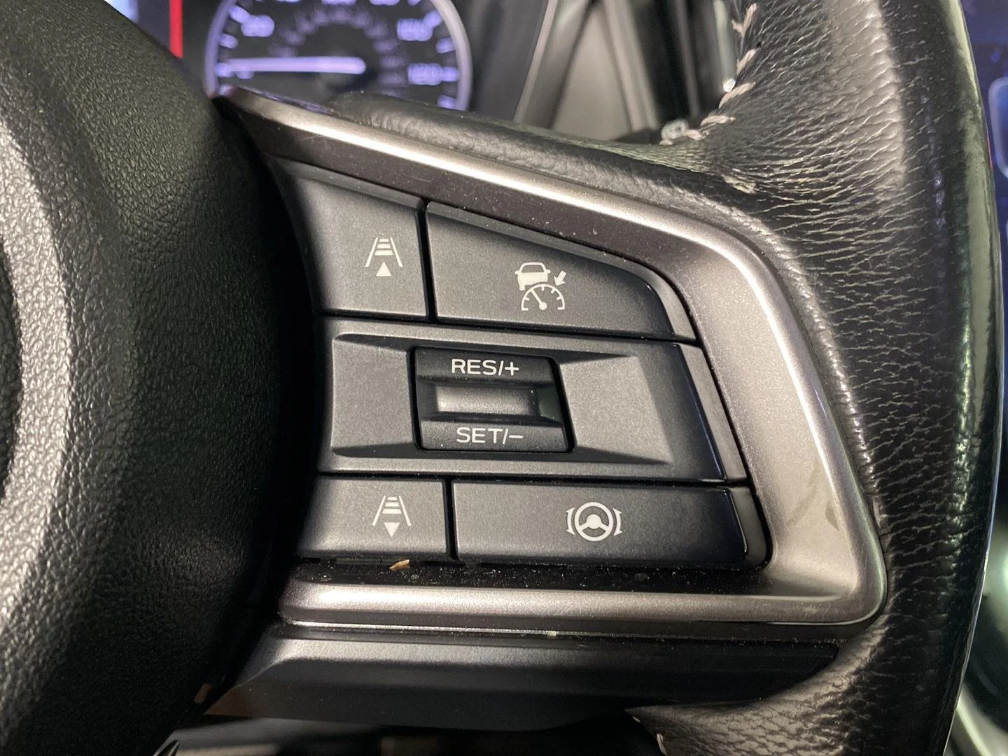 Used 2023 Crystal White Pearl Subaru Onyx Edition image 22