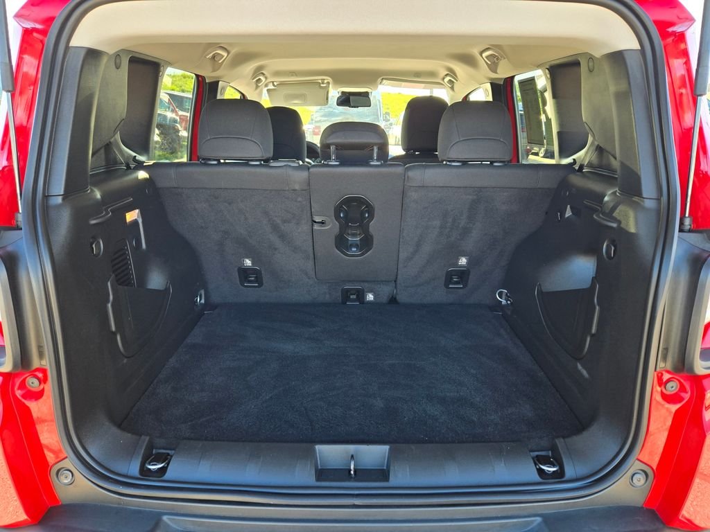 Used 2022 Red Jeep Trailhawk image 31