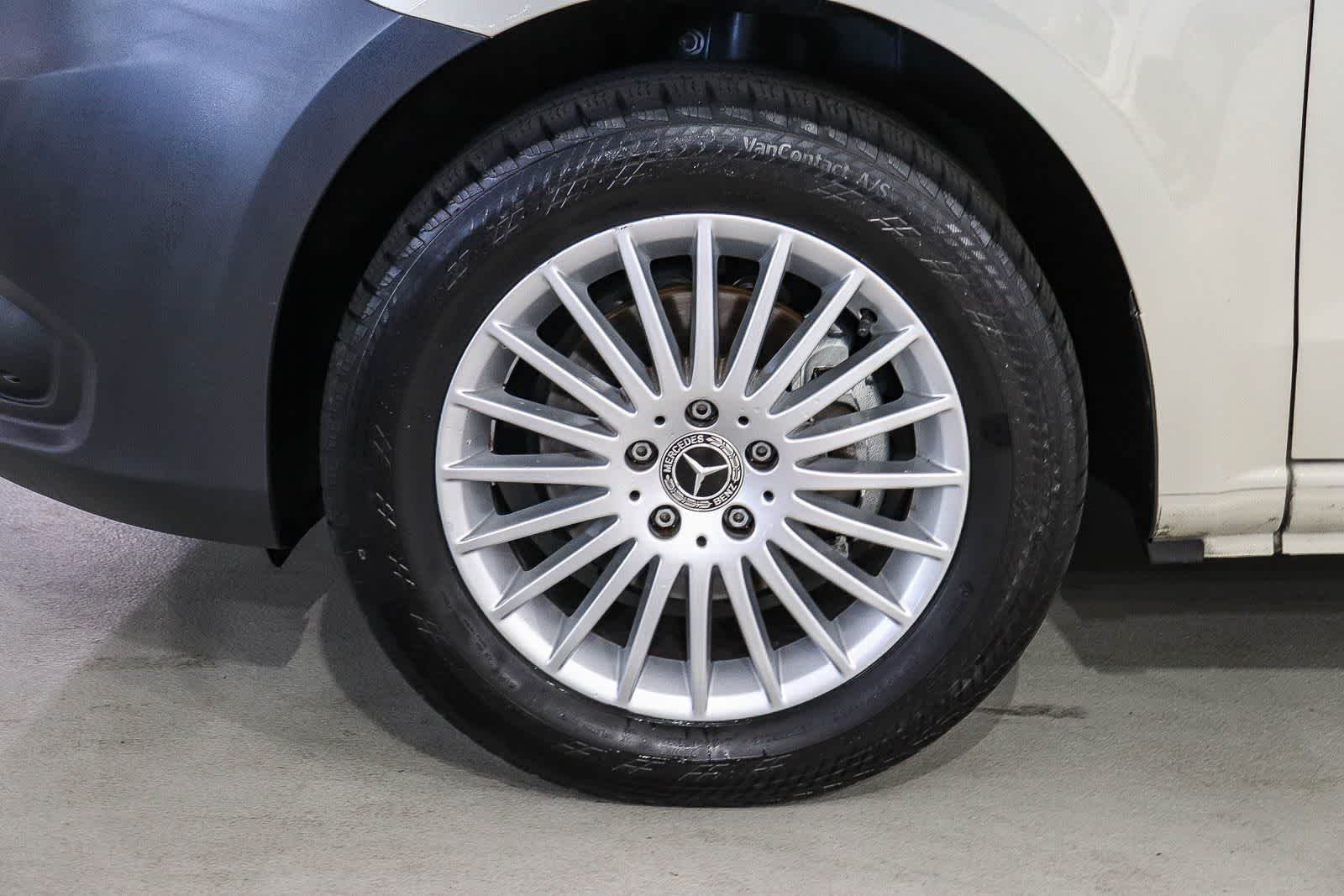 Used 2023 Pebble Gray Mercedes-Benz  image 9