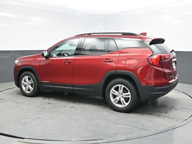 Used 2020 Red GMC SLE image 4