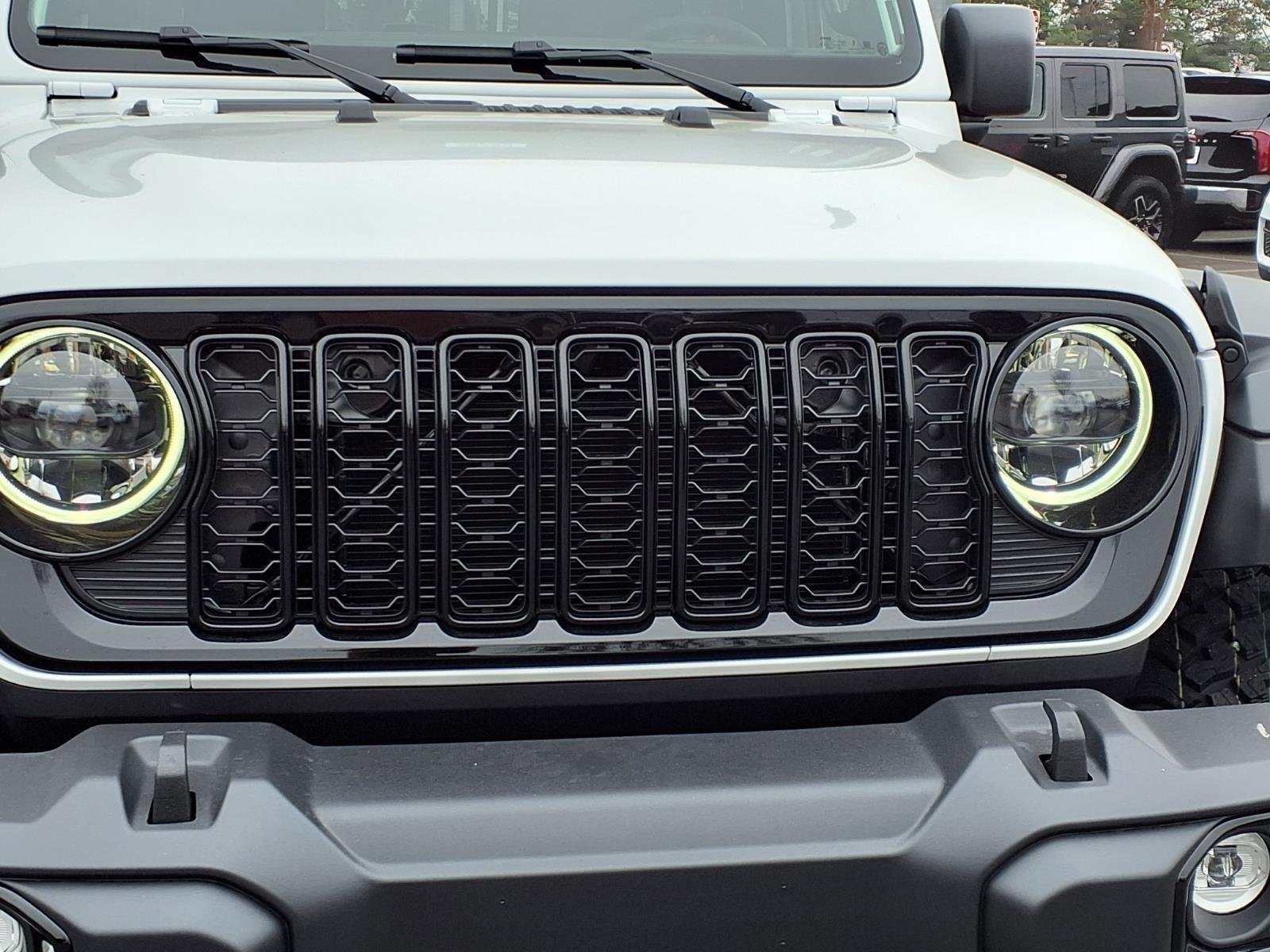 New 2026 Bright White Clear-Coat Exterior Paint Jeep Willys image 12