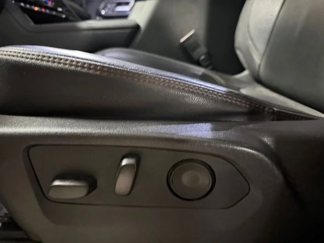 Used 2024 Silver GMC AT4 image 23