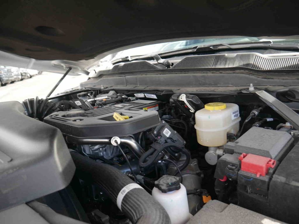 2026 RAM 3500 Tradesman - Photo 12