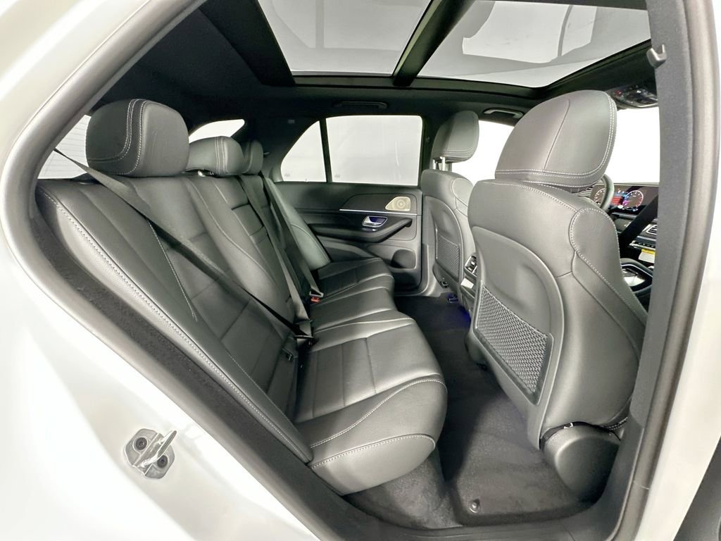 New 2026 MANUFAKTUR Moonlight White Magno Mercedes-Benz GLE 450 image 63