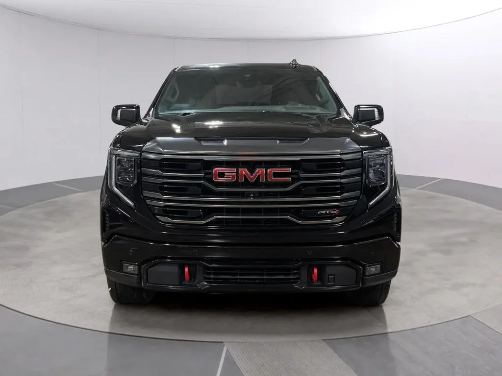 Used 2023 Onyx Black GMC AT4 image 9