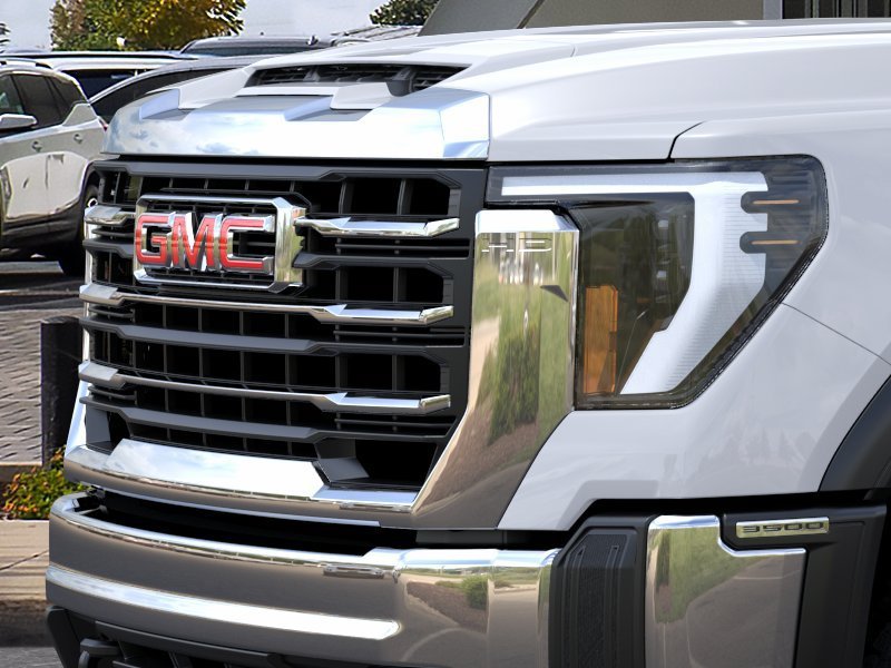 2026 GMC Sierra 3500 Chassis Cab Pro - Photo 13