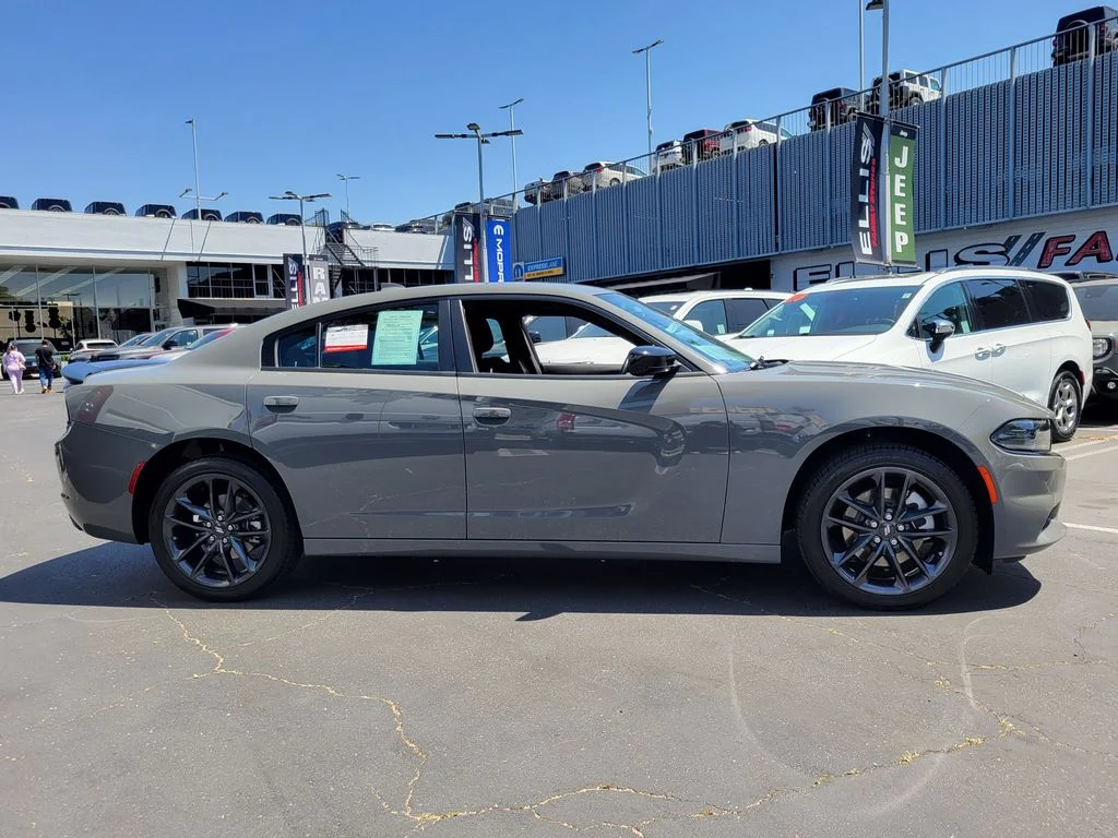 Used 2023 Gray Dodge SXT image 26