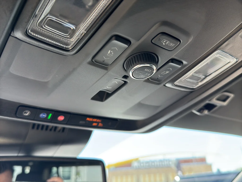Used 2025 White GMC Denali image 36