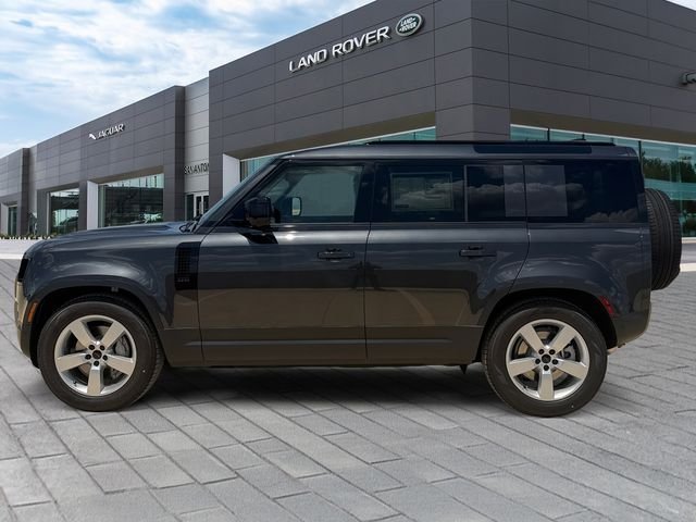 New 2026 Carpathian Grey LAND ROVER S image 2