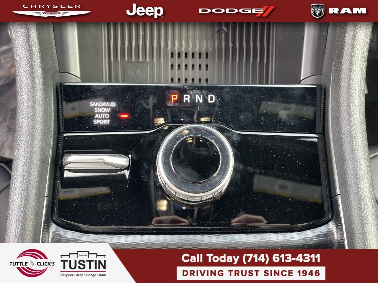 New 2026 Silver Zynith Exterior Paint Jeep 85th Anniversary Edition image 19