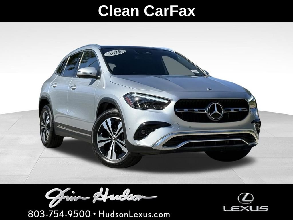 Used 2025  Mercedes-Benz GLA 250 image 1