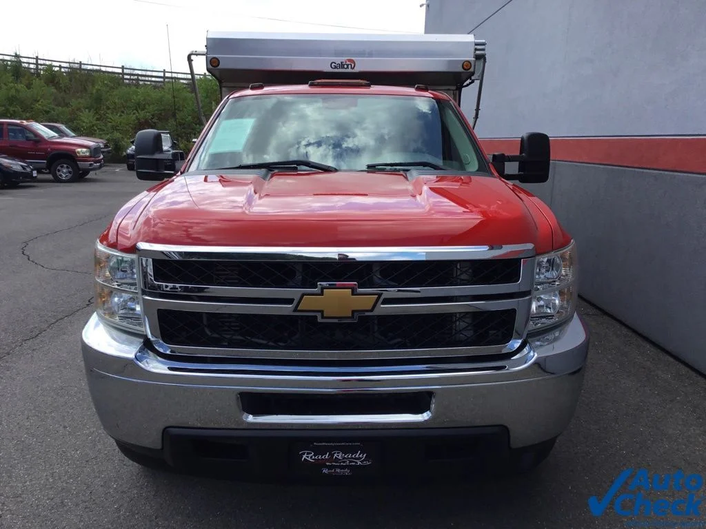 Used 2013 Red Chevrolet Work Truck image 13