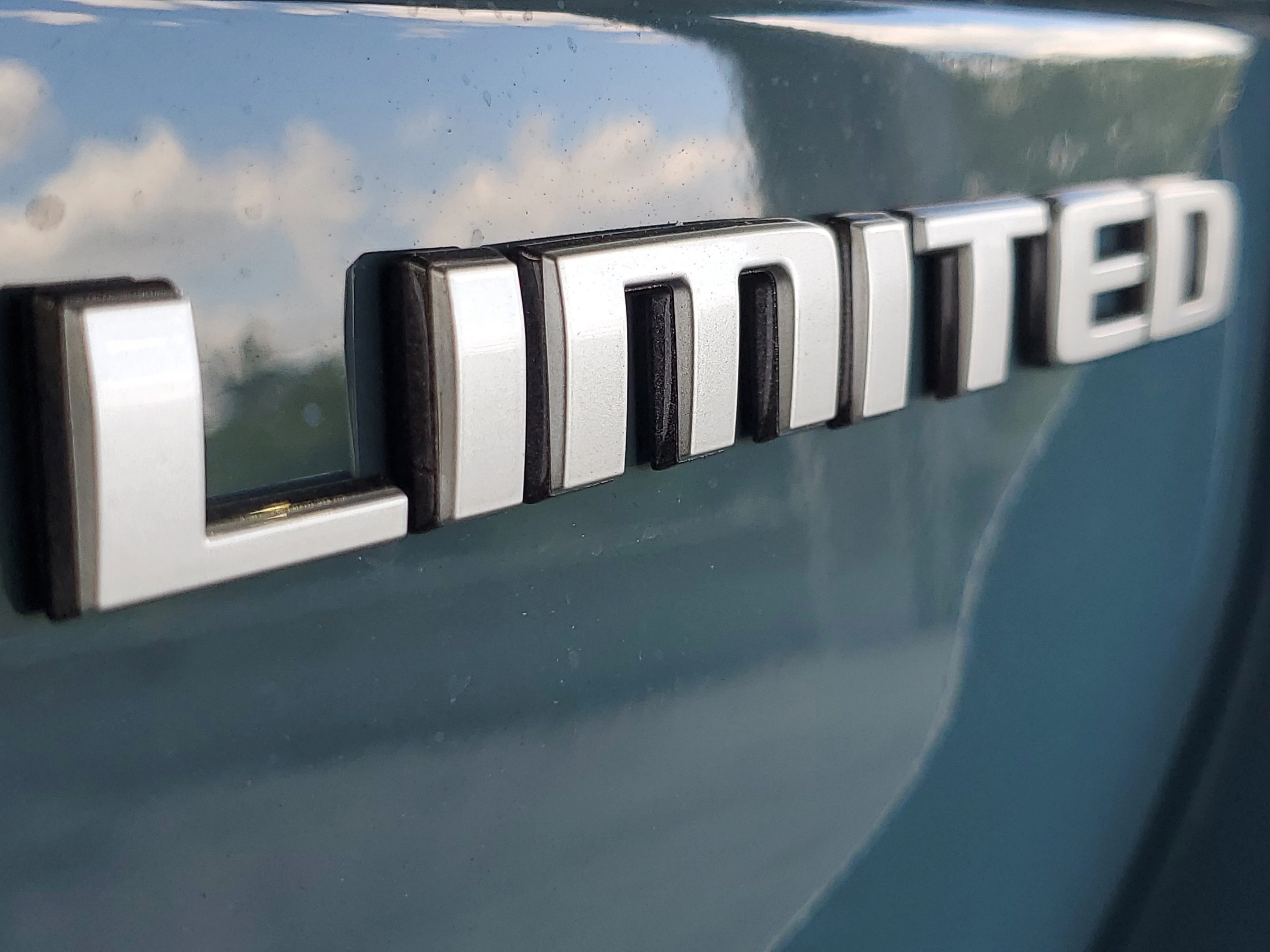 New 2026 Steel Blue Exterior Paint Jeep Limited image 5