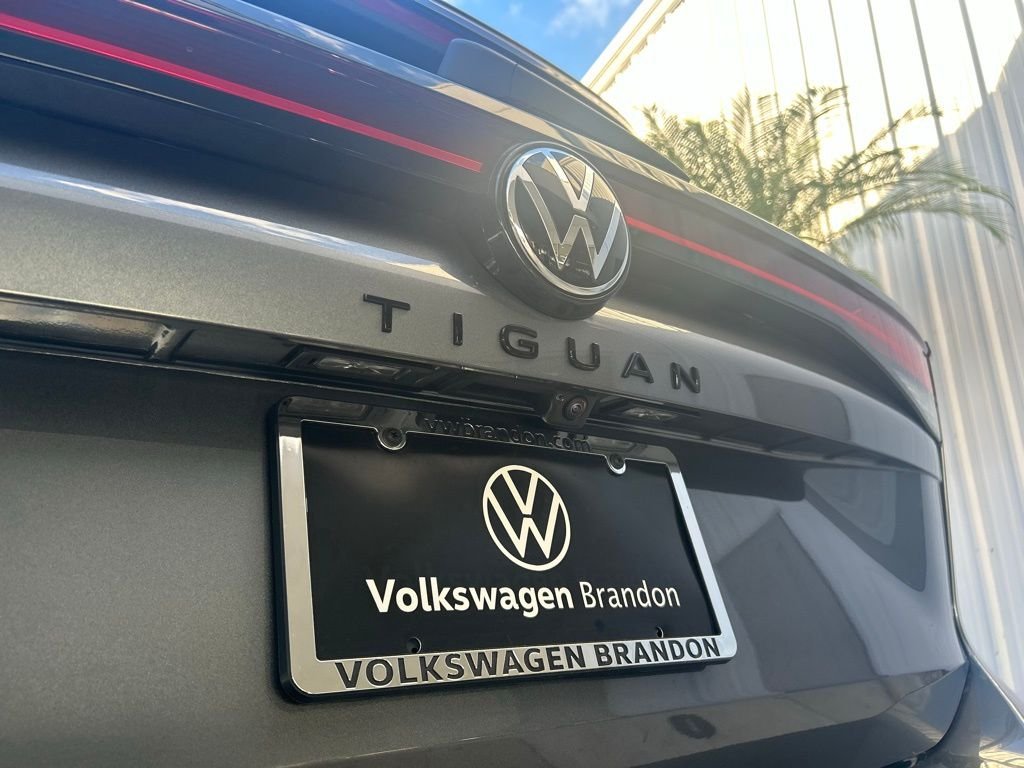 New 2026 Gray Volkswagen 2.0T SE R-Line Black image 47