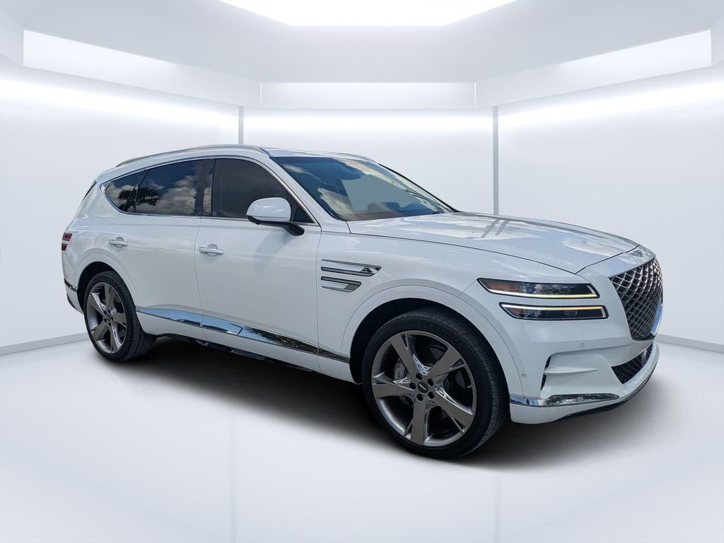 Used 2022 White Genesis 2.5T image 1