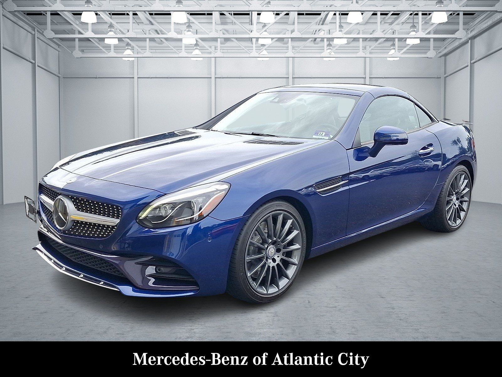 Used 2017 Brilliant Blue Metallic Mercedes-Benz  image 3