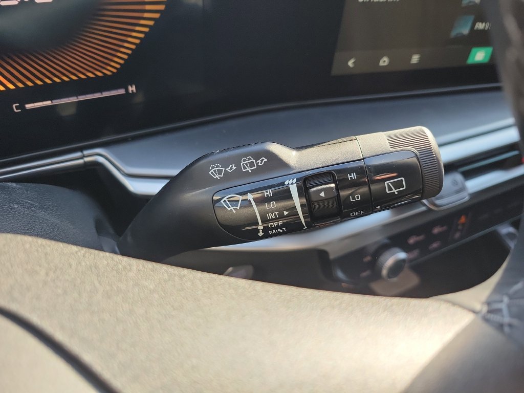 New 2026 Wolf Gray Kia S image 30