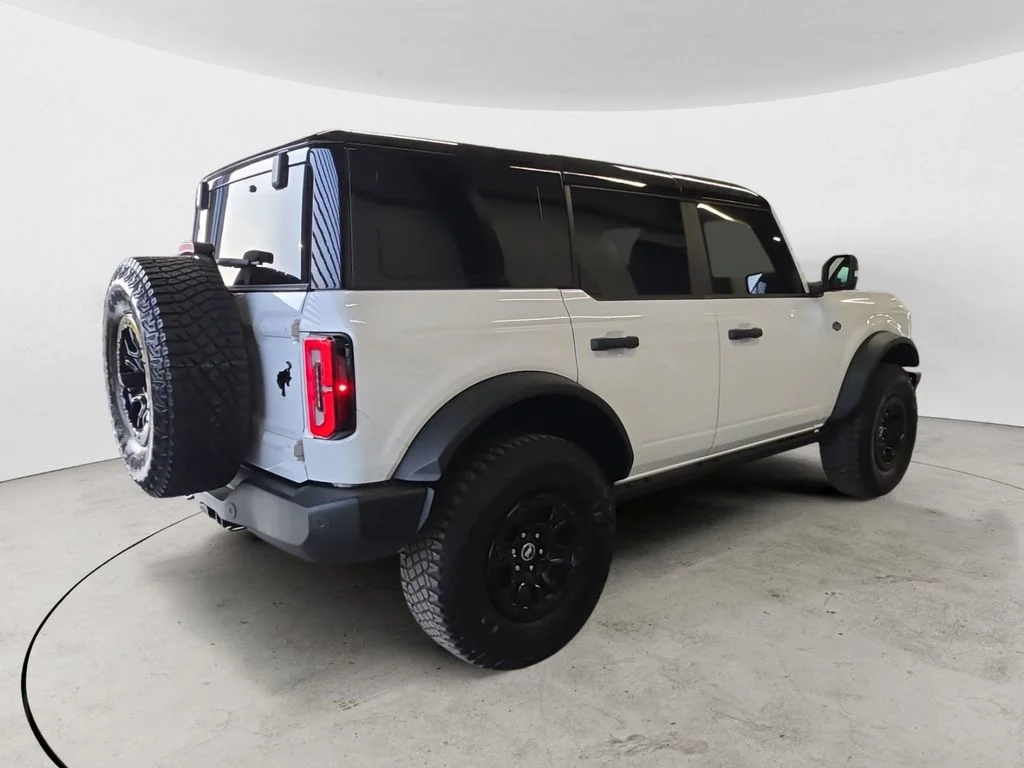 Used 2024 White Ford Wildtrak image 5