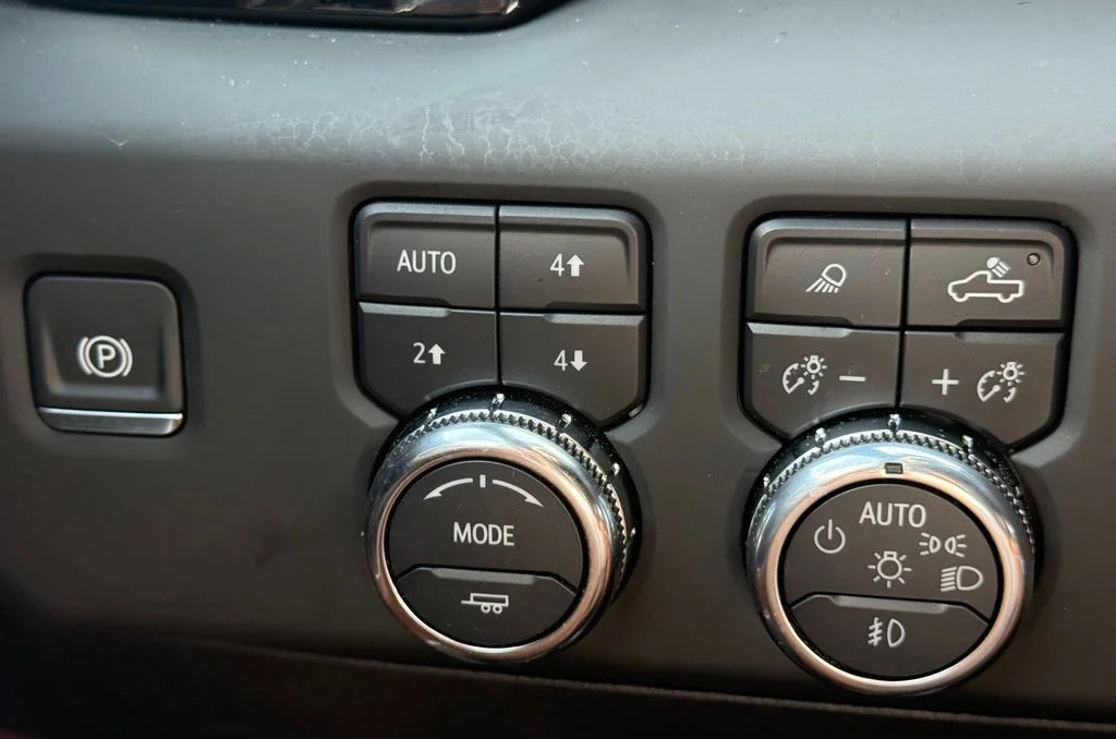 Used 2025 Black GMC Denali Ultimate image 19