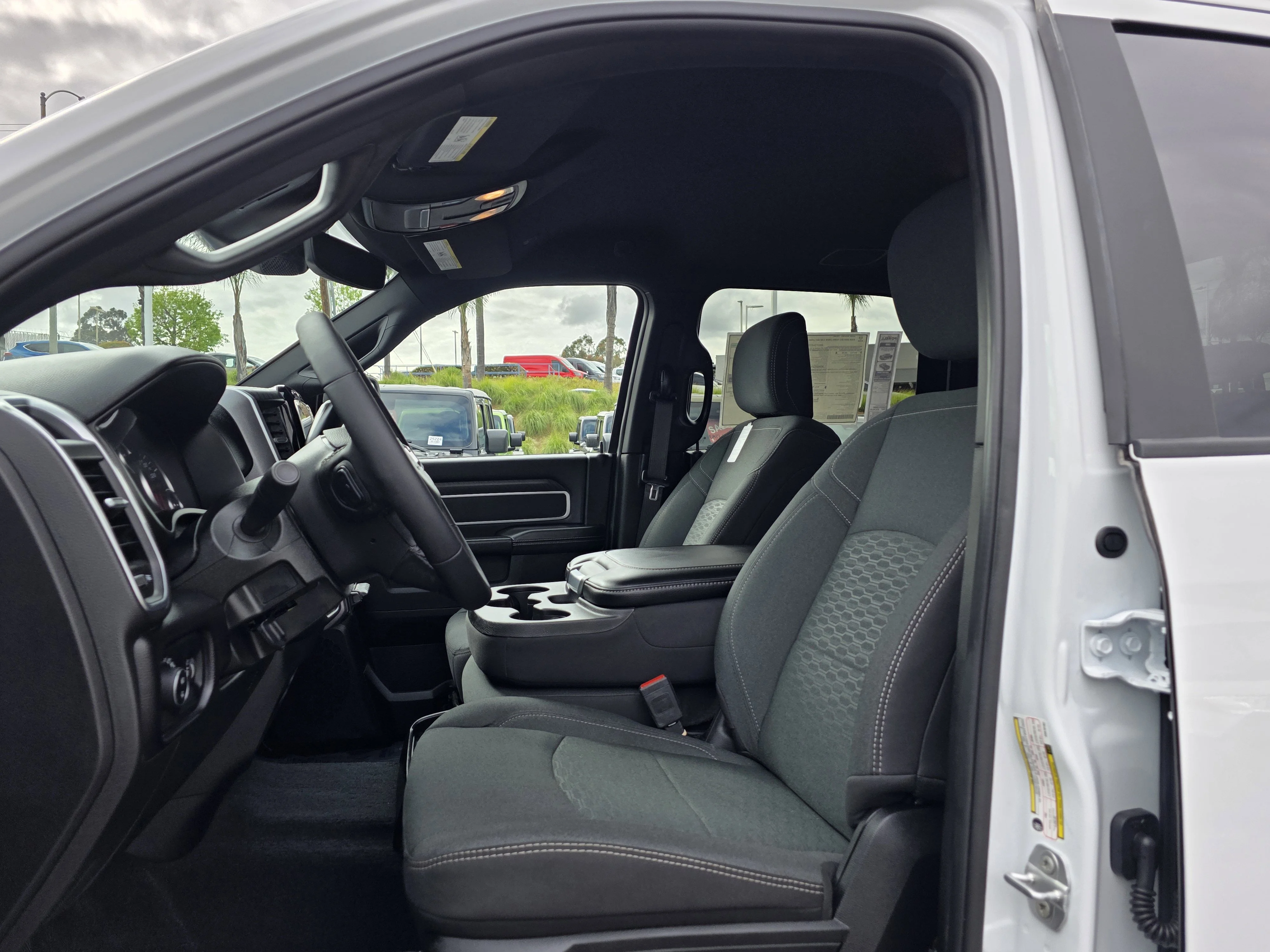 2025 RAM 2500 Big Horn - Photo 12